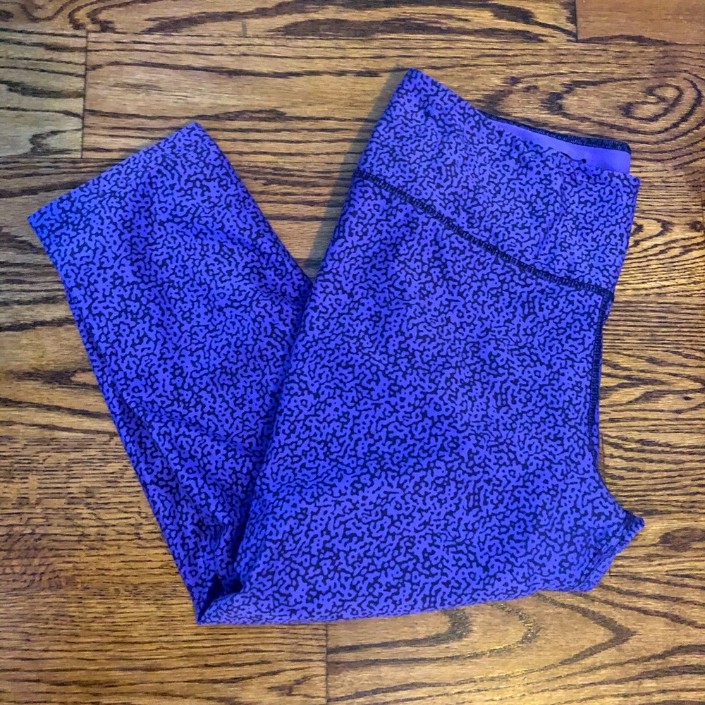 Nike workout capris size L